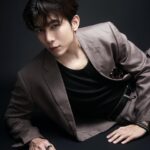 Suppasit Jongcheveevat Instagram – Absolutely honored to begin this exciting new journey as the Ambassador of H&M Thailand. Get ready for many incredible projects in the year!

#MewAmbassadorHMThailand @hm #HMThailand