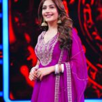 Surbhi Chandna Instagram - Such a Laugh Riot on @sonytvofficial @madnessmachayenge @optimystixmedia Comedy can never be an easy genre and to make people laugh is such a blessing An Honour to Witness & Learn from the Talent on stage Watch Tonight at 9.30 PM Style consultant- @pranavi_chandna Outfit - @kritikakatariaofficial Jewelry @dilkashbyankita @vblitzcommunications Makeup @makeupbyashokchandra Hair @hairbyzeba 📸 @sajidkhan_photography