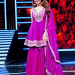 Surbhi Chandna Instagram - Such a Laugh Riot on @sonytvofficial @madnessmachayenge @optimystixmedia Comedy can never be an easy genre and to make people laugh is such a blessing An Honour to Witness & Learn from the Talent on stage Watch Tonight at 9.30 PM Style consultant- @pranavi_chandna Outfit - @kritikakatariaofficial Jewelry @dilkashbyankita @vblitzcommunications Makeup @makeupbyashokchandra Hair @hairbyzeba 📸 @sajidkhan_photography