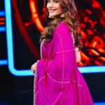 Surbhi Chandna Instagram - Such a Laugh Riot on @sonytvofficial @madnessmachayenge @optimystixmedia Comedy can never be an easy genre and to make people laugh is such a blessing An Honour to Witness & Learn from the Talent on stage Watch Tonight at 9.30 PM Style consultant- @pranavi_chandna Outfit - @kritikakatariaofficial Jewelry @dilkashbyankita @vblitzcommunications Makeup @makeupbyashokchandra Hair @hairbyzeba 📸 @sajidkhan_photography