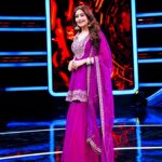 Surbhi Chandna Instagram - Such a Laugh Riot on @sonytvofficial @madnessmachayenge @optimystixmedia Comedy can never be an easy genre and to make people laugh is such a blessing An Honour to Witness & Learn from the Talent on stage Watch Tonight at 9.30 PM Style consultant- @pranavi_chandna Outfit - @kritikakatariaofficial Jewelry @dilkashbyankita @vblitzcommunications Makeup @makeupbyashokchandra Hair @hairbyzeba 📸 @sajidkhan_photography