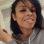 Susan Kelechi Watson Instagram - Happy Friday y’all 🙌🏽 let’s get into it…and by “it”, I mean sweatpants 🤘🏽😜 #tgif