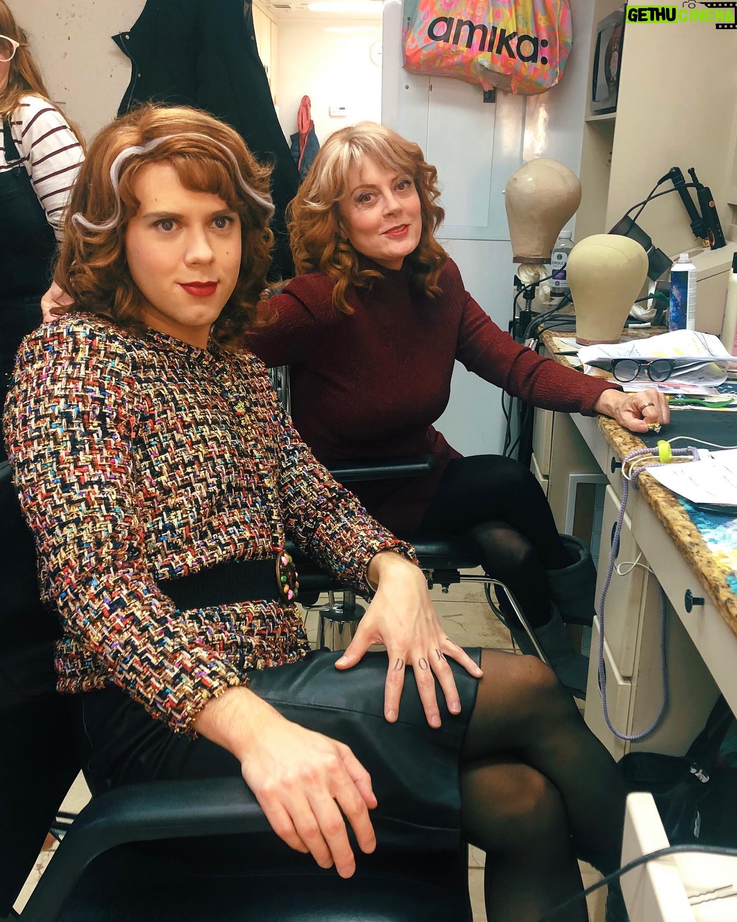 Susan Sarandon Instagram - .@coleescola taught me so much, and not just makeup tips. Thank you Charles Rogers for renewing my faith in team sports. Check out the last 4 episodes of season 4 of @searchpartymax released today on HBO Max!