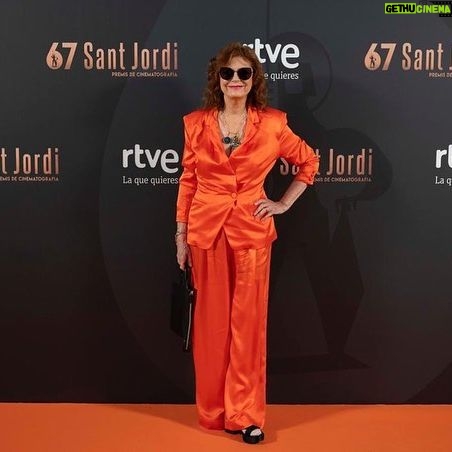 Susan Sarandon Instagram - Had the most lovely time in Barcelona for the @bcnfilmfestival . Thank you for the honor and warm welcome. And to @bardocollective for my wild, wonderful, and comfy ensemble. Can’t wait to come back. 📸: @bcnfilmfestival