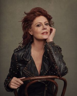 Susan Sarandon Instagram - This post is officially an NFT. Digital art, NFTs...whatever you want to call it, it is a permanent fixture on the blockchain.   And if you had told me a year ago that I would be creating NFTs, I would have said, “what’s an NFT?” Now I see the incredible power they have to change the landscape of charitable giving.    @cocoNFT is helping me auction off this photo directly from my Instagram feed. The proceeds of this auction will go towards the exoneration of Steven Donziger, who has been wrongfully disbarred and faces up to six months in prison for his fight for environmental justice.  Old methods won’t fix future problems, and because we have to do everything in our power to protect the environment, I’m calling on you too.  The auction is LIVE today! Head to @coconft, my link in bio, or my stories to place your bid. The winner receives the photo above AND the actual @scotchandsoda jacket I wore in A Bad Moms Christmas.   Hand-in-hand with @withAerial, a sustainability platform that allows you to offset your carbon output for activities like travel and minting an NFT, @cocoNFT will be offsetting this post and thousands more by donating to environmental initiatives.  Note: The official jacket is limited to one edition and is only redeemable by the first purchaser. For Full Terms & Conditions: https://coconft.com/legal/terms-and-conditions 
Photographer: @ruvenafanador

#humanrights #freedonziger #nftcommunity #coconft #rarible #nftphotography