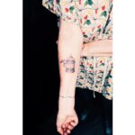 Susan Sarandon Instagram – This is the genius who designed my last two tattoos. Thanks @joshualord. 📸: @claytoncubitt