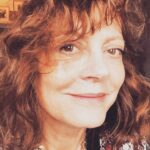Susan Sarandon Instagram - Just want to send out love and thanks to all of you who have been helping me heal with all those beautiful words and love. As you can see, so much better. Big kiss.