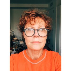 Susan Sarandon Instagram - Join me this National Gun Violence Awareness Day in honoring the victims and survivors of gun violence in America. #WearOrange and share your pic on social media with the #WearOrange hashtag! 👉🏻wearorange.org👈🏻