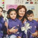Susan Sarandon Instagram – One year ago, I was in Beirut with @alfanarvp visiting the incredible women from @Soufra_beirut at the Burj el-Barajneh refugee camp and the beautiful preschool they have set up. Today, @soufra_kitchen, the food truck and preschool are on lockdown, but the team is volunteering around the clock to care for the old, vulnerable and needy. #COVID19 is ravaging #refugeecamps and they need our help to survive the crisis.

Support @alfanarvp Survive & Thrive Campaign & help 20K vulnerable women, widows, children, orphans, and refugees in the Middle East survive #Coronavirus.

Donate by clicking the link in my bio.