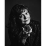 Susan Sarandon Instagram – When we all come together, we can have a huge impact. We can take simple actions in our daily lives to confront the climate emergency. Single use plastic items pollute the ocean and the environment. #ActNow by bringing your own reusable bags, bottles, and straws. I challenge you to take action with me, the @unitednations and @unenvironment! Link in bio. 📸: @justinwu #ActNow #WorldIsInOurHands