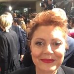 Susan Sarandon Instagram - The #GoldenGlobes red carpet was crazy last night! It’s going to be just as crazy at the SAG Awards in two weeks. Wanna be my date? Click the link in my bio to find out how! 💄