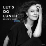 Susan Sarandon Instagram - If you're thinking of getting involved in this year's #givingtuesday, I'd love to encourage you to support Alfanar’s Soufra Fund. It’s such a worthy cause that is very close to my heart plus, for a $10 donation you could win a chance to fly to NYC to have lunch with me! Learn more about Soufra’s story and how to donate by visiting the link in my bio. I want to thank all of you who choose to give today no matter where you decide to get involved! ✌🏻
