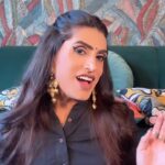 Sushant Divgikar Instagram - #requestrani par aaj - MAIN ALBELI 🎵🎵🎵. Special shoutout to @studio.livetotell for the gorgeous earrings. #requestrani #ranikohenur #singer #performer #dual #dualvoice #reelsinstagram #reels #reelsviral #reelitfeelit #reelkarofeelkaro