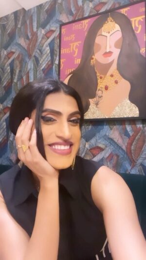 Sushant Divgikar Instagram - I have been singing this evergreen song since I was in school and have always been in awe of this entire album. What music @anumalikmusic Ji 👏. 

Originally sung by the LEGEND @therealalkayagnik accompanied by the Absolutely inimitable, and fantabulous @hemasardesai 

This song has been trending suddenly and I was like chalo waapis Ispe ek reel karte hain ❤️❤️. 

Let me know what you think ? 

#rani #requestrani #singer #artist #reelsinstagram #reels #reelsvideo #reelsindia #reelsviral #trendingreels