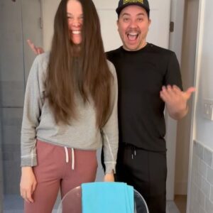 Sutton Foster Instagram - Fresh chop! During the full 🌕 Thank you DJ!! 🌝 @djquintero ♥️