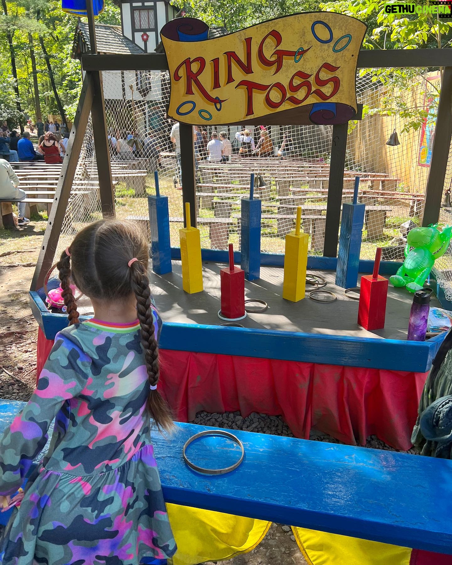Sutton Foster Instagram - Ren Faire with Uncle Julien!