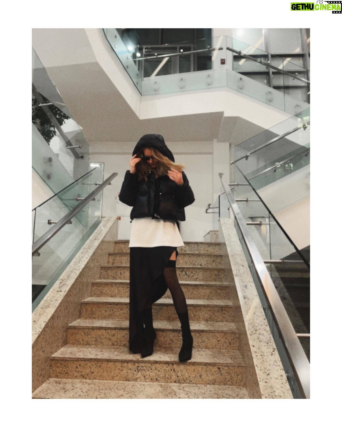 Svetlana Khodchenkova Instagram - …..🐾