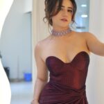 Swastima Khadka Instagram – #Basanta press meet 🦋

Team:
@siwangiofficial 
@sbd_nepal 
@shradha_maskey 
@hairstylist_rgm 
@ritu.chhantyal