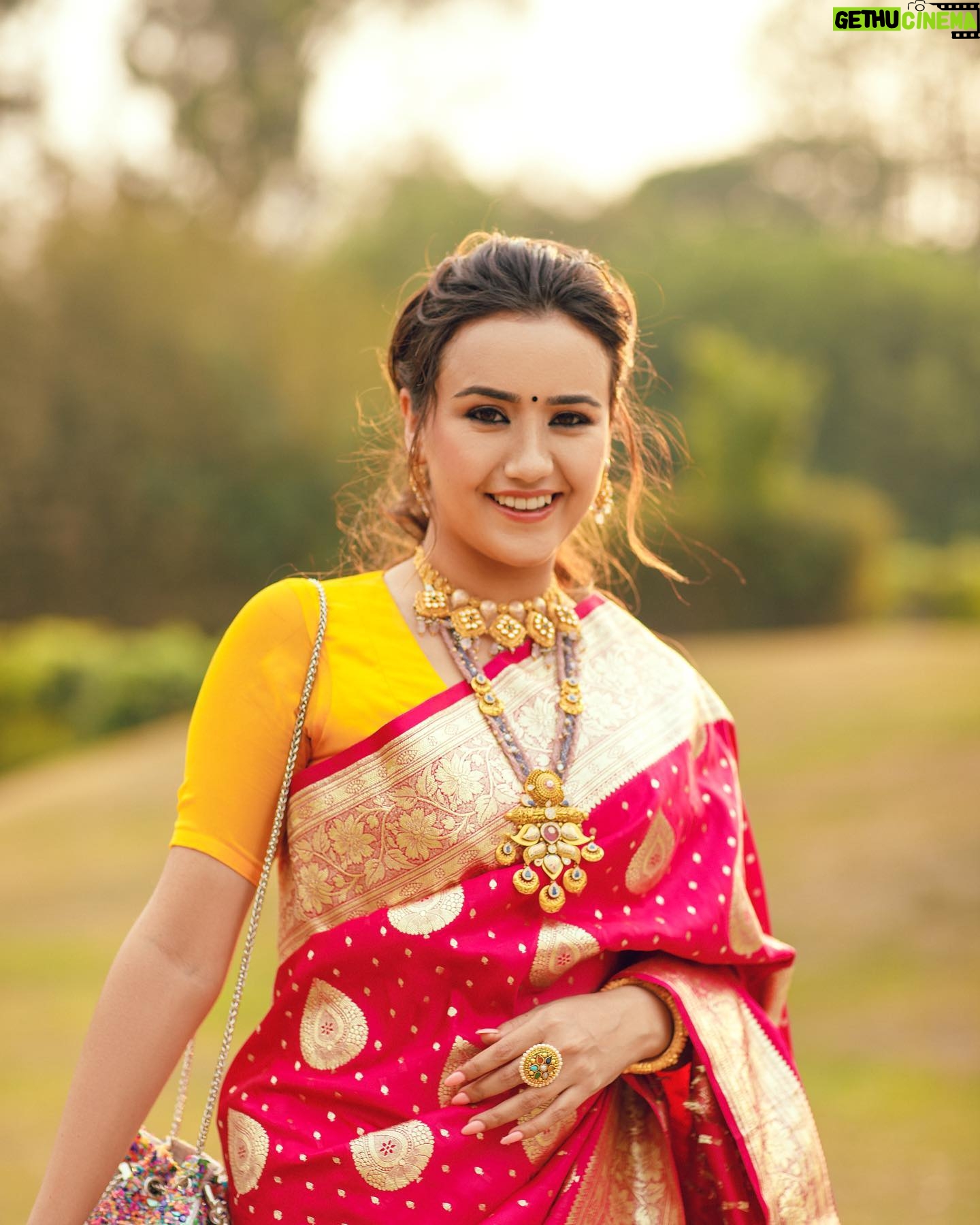 Swastima Khadka - 55.9K Likes - Wrap it to rock it!! 😉
#bestfriendswedding
.
Thank you @theinfiniteweddings @choosesunil for capturing these wonderful moments in no time.
Beautiful jewelry by @ganapatijewellersnp hair by my favorite @hairartist.durga