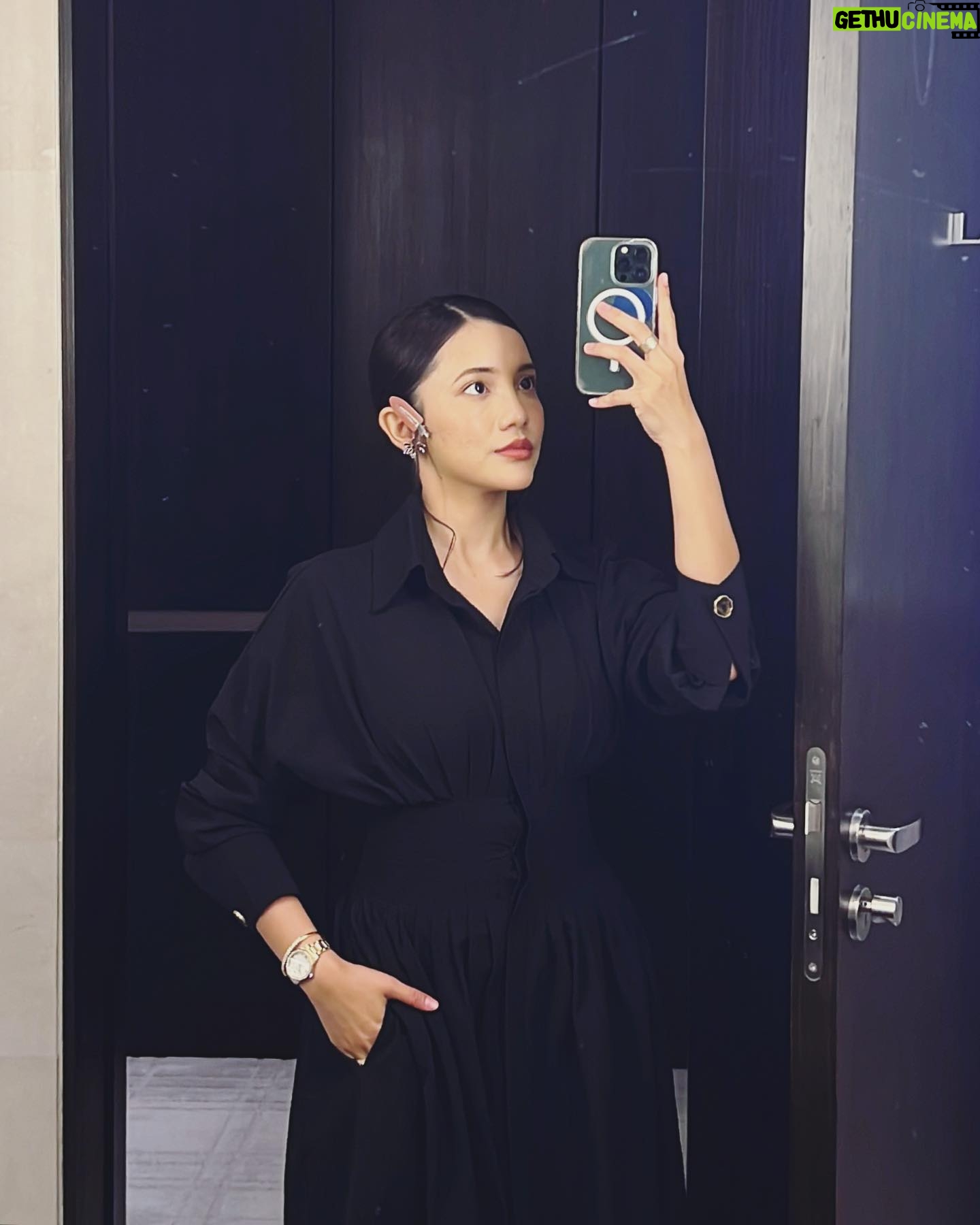 Sweet Qismina Instagram - A week full of work and out 💆🏻♀️ Alhamdulillah 🌸