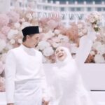 Sweet Qismina Instagram – FULL ON YOUTUBE : MAJLIS PERNIKAHAN ADAM LEE & SWEET QISMINA 🤍

Sharing with you our solemnisation moments on our YouTube Channel ☺️ #TerciptaALSQ 
Credits: @wsvs.co 🫶🏻