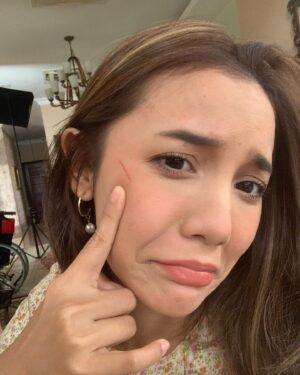 Sweet Qismina Instagram - HANANIAH 🫶🏻
Random photos sebab esok dah last episod dah ! 🥺
#CintaYangTertangguh