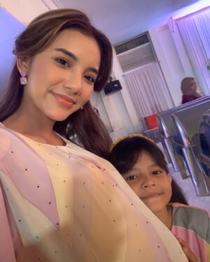 Sweet Qismina Instagram - HANANIAH 🫶🏻
Random photos sebab esok dah last episod dah ! 🥺
#CintaYangTertangguh