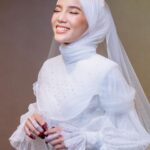 Sweet Qismina Instagram – Hey Sweet Qismina,
Happy birthday dear self 🌸
Dah setahun dah jadi isteri orang. Semoga menjadi isteri & anak solehah, lebih dekat pada Allah dan diberikan kekuatan untuk menjadi seorang umat yang taat kepada Allah. I’m wishing you to always grow beautifully and full with happiness ☺️
I love you, dear self 🫶🏻
