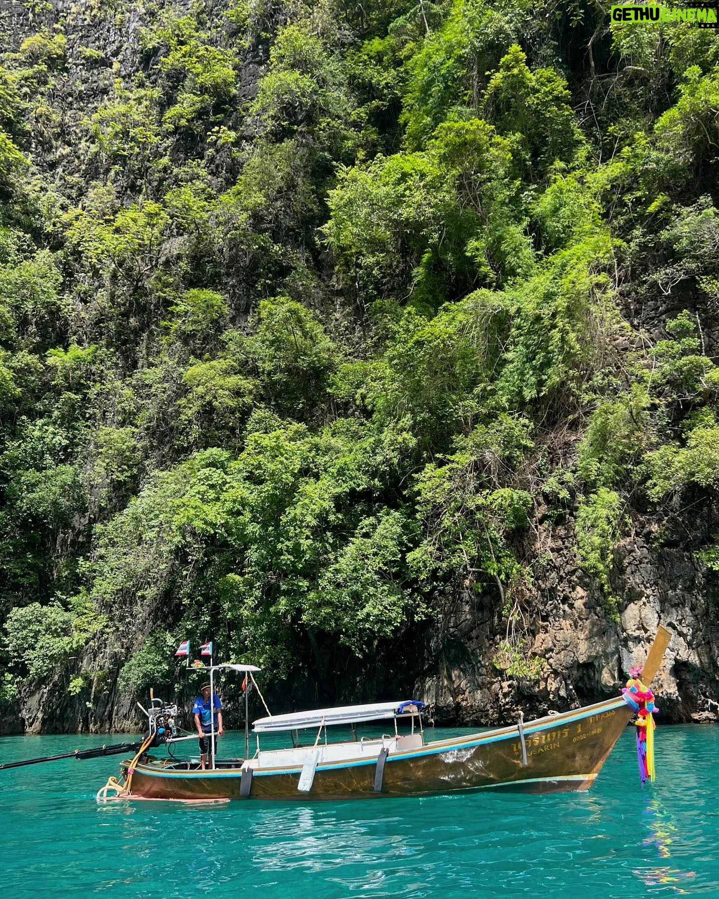 Sweet Qismina - 30.3K Likes - Phi Phi island ๐