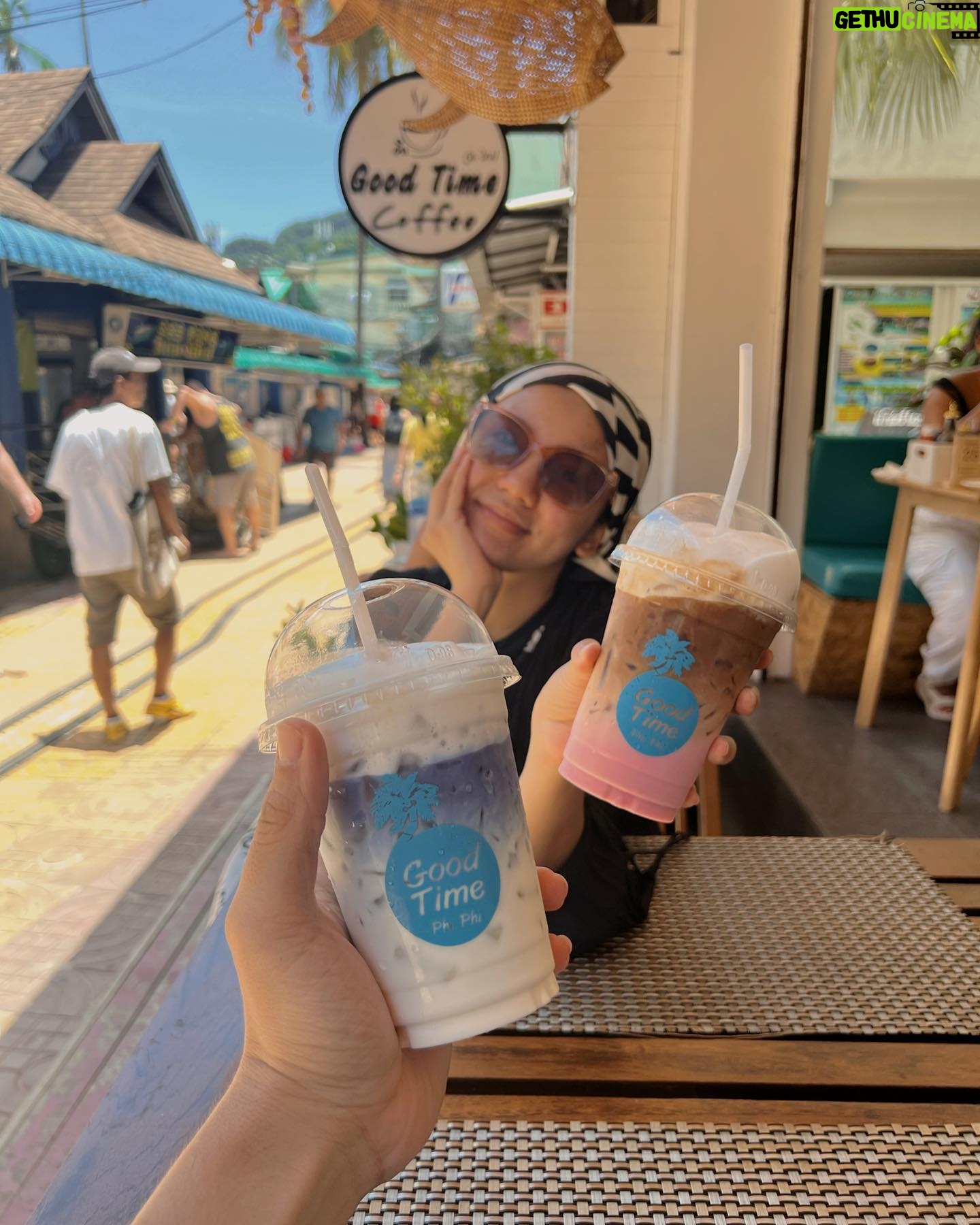 Sweet Qismina - 30.3K Likes - Phi Phi island ๐