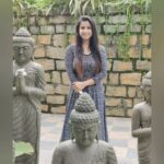 Swetha Changappa Instagram - “Set peace of mind as your highest goal, and organize your life around it.”❤️🧿 Hello my Instagram family... Hope all of you are doing well.. Do take care of yourselves. Much love to you all❤️