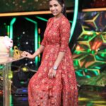 Swetha Changappa Instagram - Life is short ❤️ do things that make you happy. Not happy to put up with, but happy in yourself.❤️ Simple yet Beautiful look created by my beautiful team for chota champion episode.. Make up:- my all time favourite @keerthiram28 Hairstyle:- my new favourite @rashmitha_glamourholic Outfit:- @sowmya_t_gowda Jewellery:- @rktopknotchstudio Assistant:- @vinod_b_890 Photography:- @b_h_a_r_a_t_h_photography