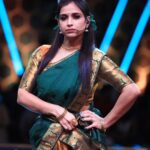 Swetha Changappa Instagram - ಹಳ್ಳಿಯ ಬೆಡಗಿ❤️🧿😍 ಲಂಗ ದಾವಣಿ ನನಗೆ ಚೆನ್ನಾಗಿ ಕಾಣುತ್ತೆ ಅಲ್ವಾ??? Make up:- @keerthiram28 Hair:- @rashmitha_glamourholic Outfit & jewellery@rktopknotchstudio Assistant:- @vinod_b_890 Photography:- @b_h_a_r_a_t_h_photography