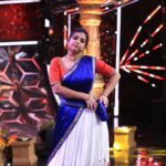 Swetha Changappa Instagram - SMILE, n RESTART ❤️ IT'S ONE LIFE . LOVE AND LIVE EVERY MOMENT ❤️🧿 My beautiful team for this beautiful South Indian girl look❤️ Makeup:- @kanasu_amstudio Outfit:- @anthariya_ Styling:- @keerthiram28 Jewellery:- @rksilvers_ @rktopknotchstudio Hairstyle:- @rashmitha_glamourholic Assistant:- @vinod_b_890 Photography:- @b_h_a_r_a_t_h_photography
