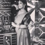 Swetha Changappa Instagram - I do look more good in saree... alwa????😍 This simple,classy, and elegant Indian look❤️🧿 I'm wearing a Indian attire after a long time and just loving it❤️🧿 Sharing few of my favourite pictures❤️🧿 Make up:- @keerthiram28 Hair:- @rashmitha_glamourholic Outfit @rktopknotchstudio Jewellery:- @velvetboxby Assistant:- @vinod_b_890 Photography:- @b_h_a_r_a_t_h_photogra