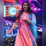 Swetha Changappa Instagram - Elegance is the only beauty that never fades.❤️ Keep smiling everyone 😘 My classy Indian outfit for chota champion show Make up:- @keerthiram28 Outfit:- @yukthi_designs Jewellery:- @rktopknotchstudio Hairstyle:- @kanasu_amstudio Assistant:- @vinoda_b_890 Photography:- @b_h_a_r_a_t_h_photography