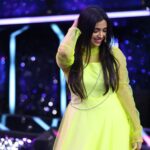Swetha Changappa Instagram – Glow in neon💛
You don’t wear NEON when you’re in doubt. It’s a deliberate choice. A bold statement.💛
My team behind this look
Make up:- @keerthiram28
Outfit:- @yukthi_designs
Jewellery:- @rktopknotchstudio
Hairstyle:- @kanasu_amstudio
Assistant:- @vinoda_b_890
Photography:- @b_h_a_r_a_t_h_photography