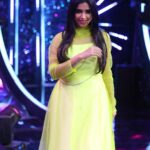 Swetha Changappa Instagram - Glow in neon💛 You don’t wear NEON when you’re in doubt. It’s a deliberate choice. A bold statement.💛 My team behind this look Make up:- @keerthiram28 Outfit:- @yukthi_designs Jewellery:- @rktopknotchstudio Hairstyle:- @kanasu_amstudio Assistant:- @vinoda_b_890 Photography:- @b_h_a_r_a_t_h_photography