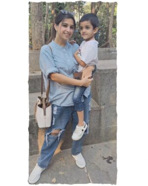 Swetha Changappa Instagram - ನನ್ನ ನಗು , ನನ್ನ ಮಗ@jiyaan_aiyappa 🧿❤️ 
Me n my son went on a Date❤️
 so I had to carry my date through out
 shopping 🙈🤣
Well , spending time with our little ones are the best days of our lives. Mixture of emotions ❤️🧿

Thank u  @neetha.aiyappa.9 mimi for capturing our best pics ❤️🧿