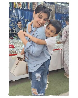 Swetha Changappa Instagram - ನನ್ನ ನಗು , ನನ್ನ ಮಗ@jiyaan_aiyappa 🧿❤️ 
Me n my son went on a Date❤️
 so I had to carry my date through out
 shopping 🙈🤣
Well , spending time with our little ones are the best days of our lives. Mixture of emotions ❤️🧿

Thank u  @neetha.aiyappa.9 mimi for capturing our best pics ❤️🧿