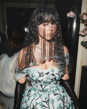 Sydney Sweeney Instagram - little met moments by @dennisleupold 
•
dress @miumiu 
jewerly @debeersofficial
