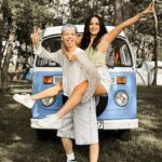 Sylwia Lipka Instagram - „TACY SAMI” już 31.08 o 18:00 🎥🎶 w końcu to zrobiliśmy!!! Nasza wspólna piosenka idealna na zakończenie wakacji!😍🥹 a na TikTok już możecie nagrywać filmiki - stworzyliśmy specjalnie dla Was trend taneczny!🫶🏻💜