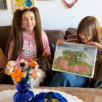 Sylwia Lipka Instagram - Moja kolejna gościni Kreatywnego Klubu LEGO - @joannawojnilko jest przykładem na to, że każdy może w sobie znaleźć kreatywność i swój unikalny styl.🎨 Poznajcie Joasię lepiej w najbliższym odcinku Kreatywnego Klubu LEGO! ✨ #współpracareklamowa #KreatywnyKlubLEGO