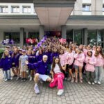 Sylwia Lipka Instagram - OBOZY ZAKOŃCZONE💕💜 dziękujemy wszystkim z którymi mogliśmy się spotkać zarówno na So Sweet CAMP 1 i 2 jak i na Sylwia Lipka CAMP!🥹🫶🏻 będziemy za Wami tęsknić!💓 PS: dziękujemy @centrum.dekoracji.dahioosh za cudowne dekoracje!🥹🤗 [współpraca]