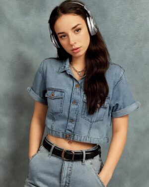 Sylwia Lipka Instagram - 90’s yearbook by AI ☁️