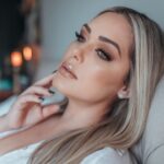Tânia Mara Instagram - A mulher sábia Não nasce pronta, ela está sempre em construção. 🙏🏼🤍☀️