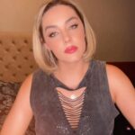 Tânia Mara Instagram - Vocês pediram então aí vai #quemdenósdois🎵 da @sigaanacarolina #música #musicaboa #romantismo #amor #leveza #paz #alegria #gratidão #mpb