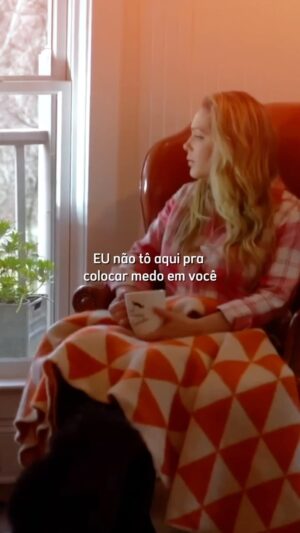 Tânia Mara Instagram - Na solitude com Deus, descobri a beleza de estar em minha própria companhia. 🙏🏼🤍❤️‍🔥

#autoconhecimento 
#autoamor 
#autocuidado 
#amor 
#deus 
#fé 
#leveza 
#alegria 
#gratidão 
#evolução