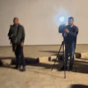 Türkan Şoray Instagram - Mardin’de dün gece Mardin’li sinema sevenlerin,beni sevenlerin büyük coşkusuyla beraberce filmimi seyrettik..gösterdikleri sevgiyle anlatılmayacak derecede mutlu oldum,oraya gelen o sıcacık insanlara tek tek sarılmak istedim..sevgili Mardin’liler kalbimdesiniz❤️❤️❤️Bu güzel gece için sayın Mardin valisi Mahmut Demirtaş’ada teşekkür ederim..