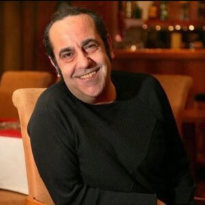 Türkan Şoray Instagram - Sanat dünyasında çok acı bir kayıp..
İkinci Bahar’da birlikte oynamıştık.
Çok iyi bir insandı, çok üzüldüm..
Allah rahmet eylesin, mekanı cennet olsun🙏🏼